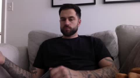 Snapshot of jayg333 chatting on 10, 4, 2026 jayg333 online show from 10, 4, 2026