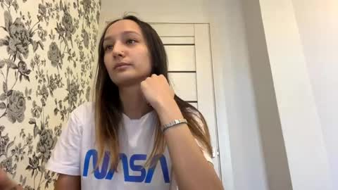 Snapshot of jayhansberger chatting on 15, 4, 2026 Stacie online show from 15, 4, 2026