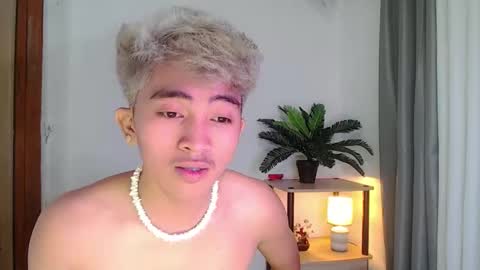 Snapshot of jaysee_hugecox chatting on 18, 4, 2026 jaysee_hugecox online show from 18, 4, 2026