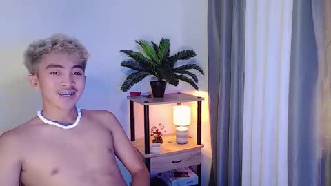 Snapshot of jaysee_hugecox chatting on 21, 4, 2026 jaysee_hugecox online show from 21, 4, 2026