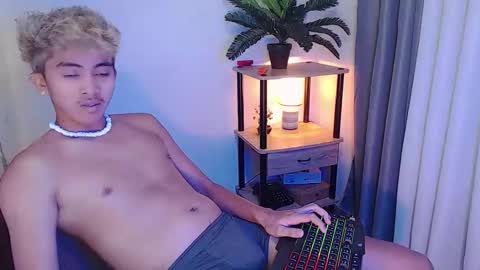 Snapshot of jaysee_hugecox chatting on 3, 5, 2026 jaysee_hugecox online show from 3, 5, 2026