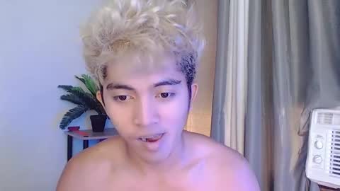 Snapshot of jaysee_hugecox chatting on 29, 5, 2026 jaysee_hugecox online show from 29, 5, 2026