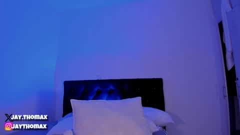 jaythomax online show from 9, 1, 2025