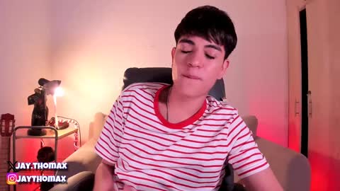 jaythomax online show from 6, 2, 2025