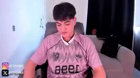 jaythomax online show from 5, 10, 2025