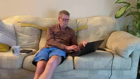 Jon online show from 28, 10, 2025