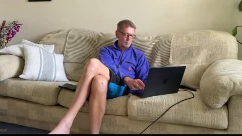 Snapshot of jcar57 chatting on 26, 4, 2026 Jon online show from 26, 4, 2026