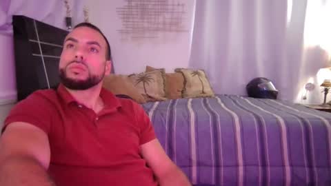 JcMax305 online show from 6, 3, 2025