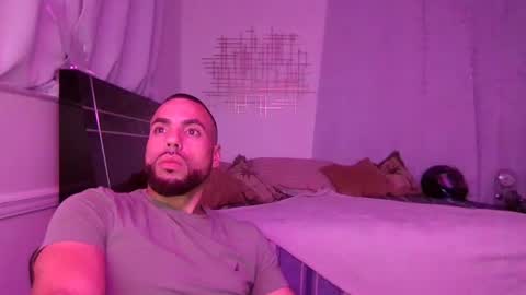 JcMax305 online show from 9, 3, 2025