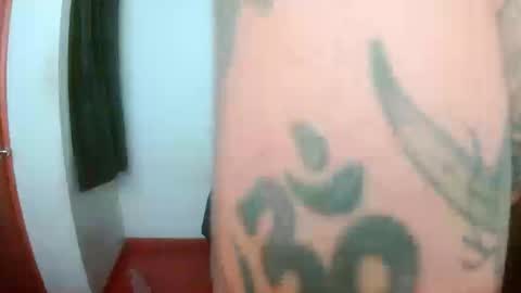 Snapshot of jean1pouk chatting on 10, 9, 2025 jean1pouk online show from 10, 9, 2025