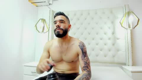 JEAN online show from 1, 4, 2026