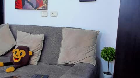 Jean  axelcrow       Modelo Independiente online show from 28, 1, 2025