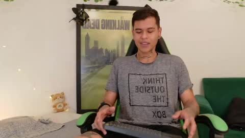 Snapshot of jebbins chatting on 25, 3, 2026 jebbins online show from 25, 3, 2026