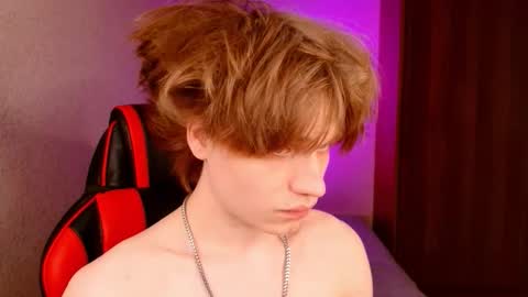 Snapshot of jeffreyue chatting on 13, 10, 2025 Jeffrey online show from 13, 10, 2025