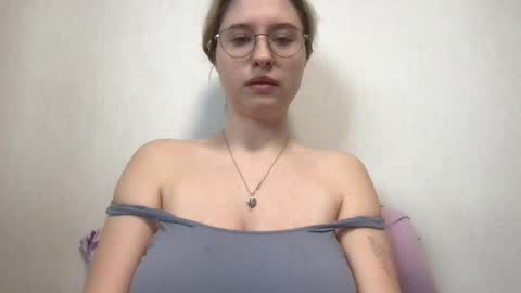 Snapshot of jelly_gum chatting on 5, 5, 2026 Inna online show from 5, 5, 2026