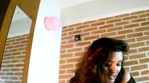 Snapshot of jellynspicy chatting on 8, 7, 2026 jellynspicy online show from 8, 7, 2026