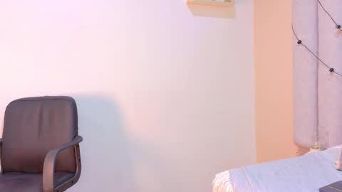 Snapshot of jenacooper__ chatting on 5, 2, 2026 Jena online show from 5, 2, 2026