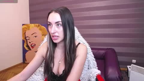 Snapshot of jeniferstone chatting on 25, 2, 2026 Kira online show from 25, 2, 2026