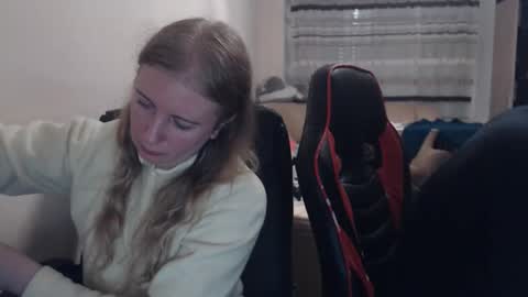 JenisAndPeter online show from 5, 11, 2025