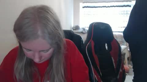 JenisAndPeter online show from 9, 4, 2026