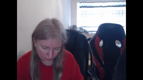 JenisAndPeter online show from 10, 4, 2026