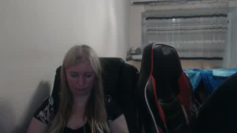 Snapshot of jenisandpeter chatting on 31, 5, 2026 JenisAndPeter online show from 31, 5, 2026