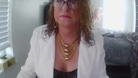 jenna197069 online show from 1, 1, 2025