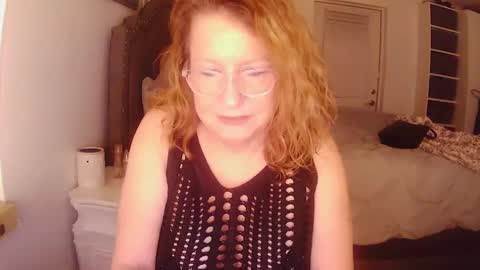 jenna197069 online show from 5, 1, 2025