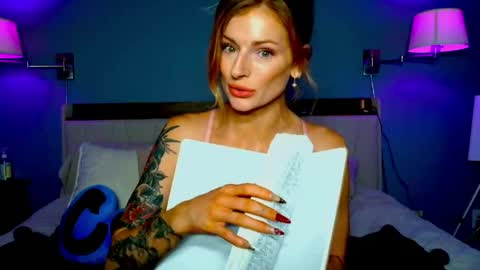 Jenna J. Morrison online show from 23, 4, 2026