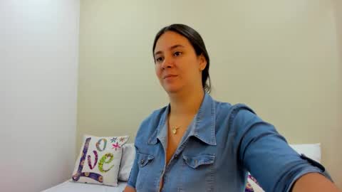 jenner_madison online show from 28, 3, 2026