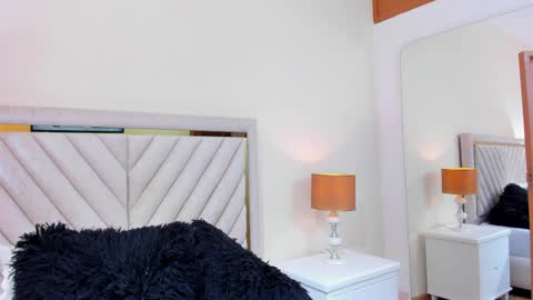 jenner_madison online show from 17, 4, 2026