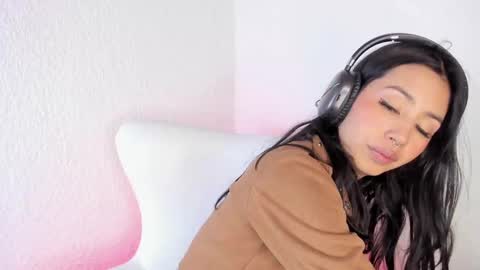 Jenner online show from 23, 12, 2024