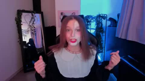 jenniferkiim online show from 31, 10, 2025