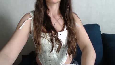 Snapshot of jennnamaaya chatting on 13, 5, 2026 Jenny online show from 13, 5, 2026