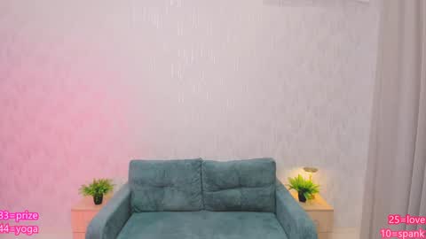 Snapshot of jenny_ames chatting on 5, 2, 2025 Jenny  online show from 5, 2, 2025