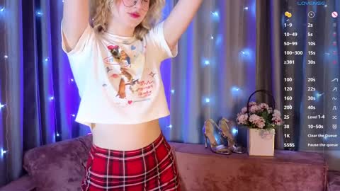 jenny_bunny_ online show from 5, 1, 2025