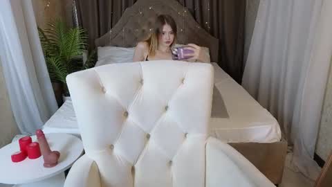Snapshot of jenny_bunny_ chatting on 15, 6, 2026 jenny_bunny_ online show from 15, 6, 2026