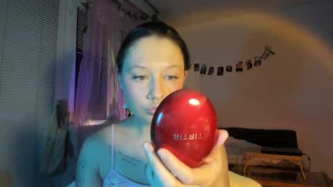 Jennifer Jenny Darling   online show from 12, 1, 2026