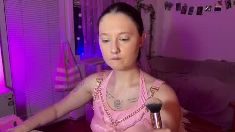 Jennifer Jenny Darling   online show from 7, 6, 2026