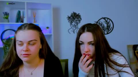 Snapshot of jenny_donne chatting on 23, 2, 2026 jenny_donne online show from 23, 2, 2026