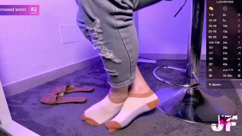 Snapshot of jenny_fighterfeet chatting on 6, 5, 2026 Jenny online show from 6, 5, 2026