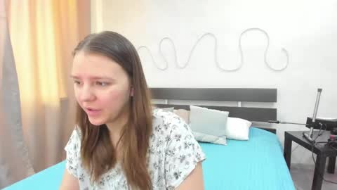 Snapshot of jenny_jimmy chatting on 6, 5, 2026 Jenny online show from 6, 5, 2026