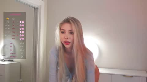 Snapshot of jenny_perry chatting on 17, 11, 2025 Jenny Instagram jenny ppperry NEXT LIVE TUESDAY online show from 17, 11, 2025