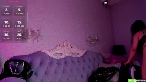 Jenny Ferguson online show from 6, 11, 2025