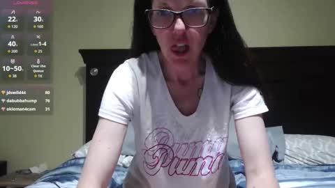 Snapshot of jenroses82 chatting on 15, 5, 2026 jenroses82 online show from 15, 5, 2026