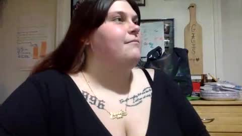 Snapshot of jenskiiee_xo chatting on 2, 4, 2026 jenskiiee_xo online show from 2, 4, 2026