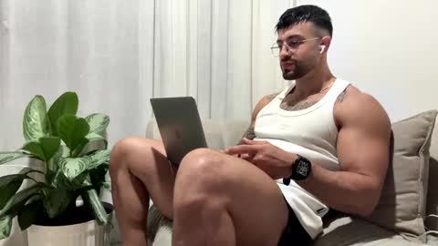 Snapshot of jeremy_harden chatting on 17, 5, 2026 Jeremy online show from 17, 5, 2026