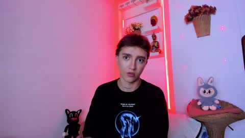 Snapshot of jeremy_salvatore_ chatting on 27, 10, 2025 jero independent model online show from 27, 10, 2025