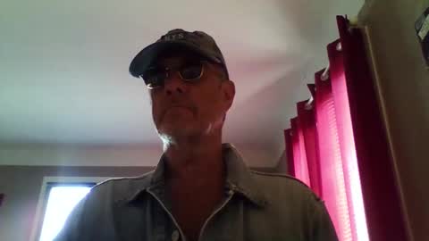 Snapshot of jerflor chatting on 20, 4, 2026 jerflor online show from 20, 4, 2026