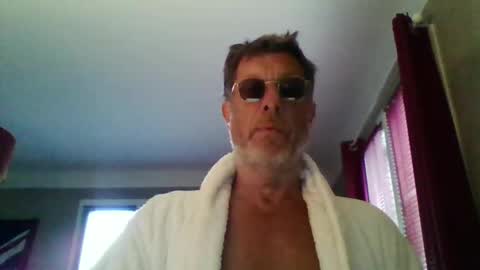 Snapshot of jerflor chatting on 4, 5, 2026 jerflor online show from 4, 5, 2026